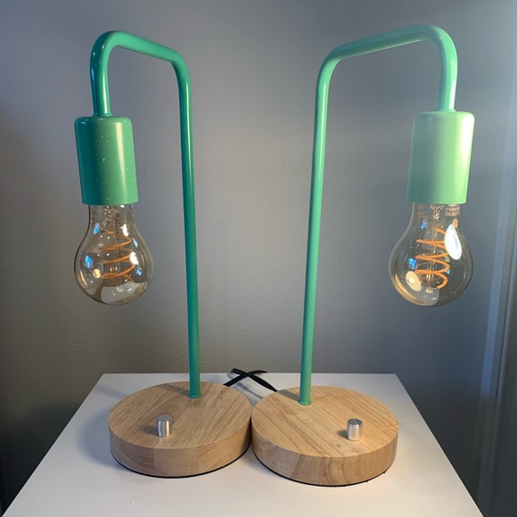 Mint green table lamps - Picture 3 of 3